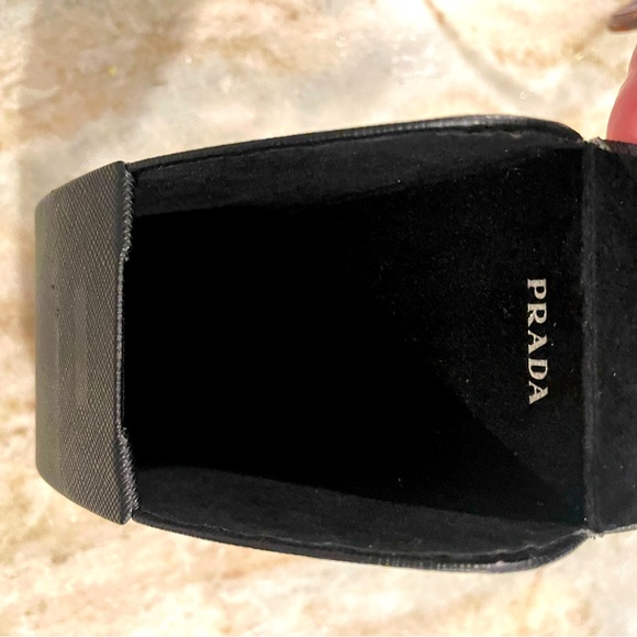 Prada glasses frame, model SPR 01O, with Prada case - Picture 9 of 9